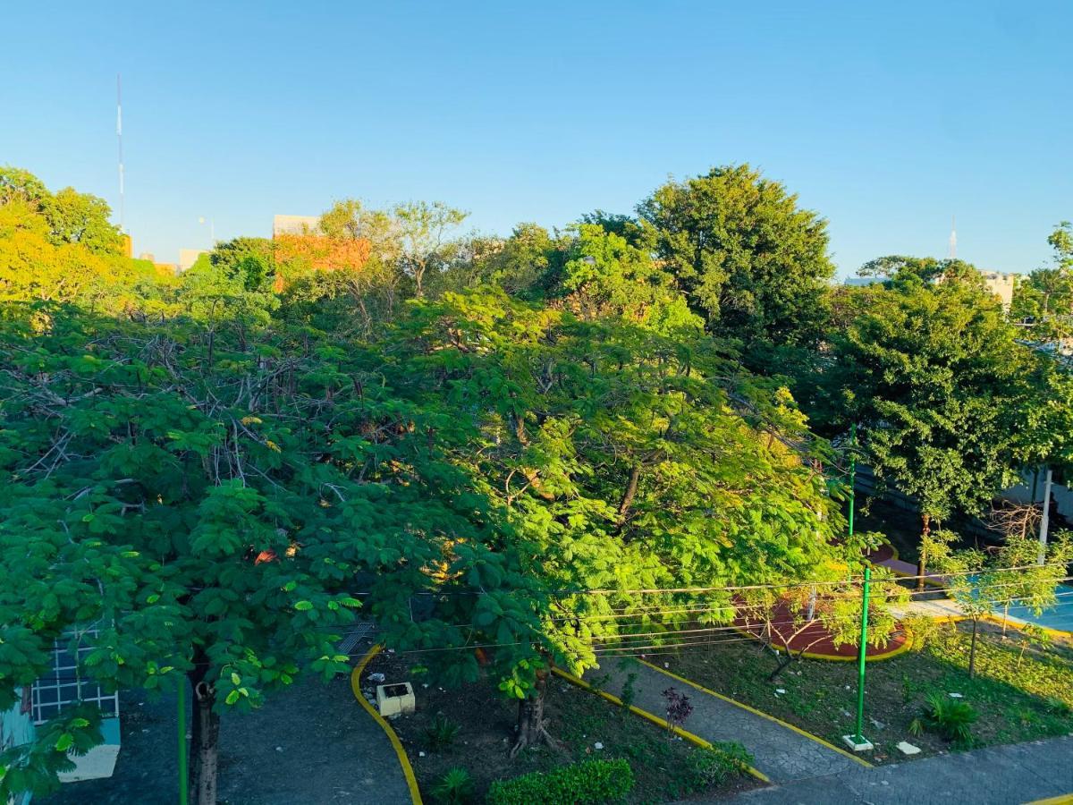 Bed and Breakfast The Quetzal Канкун Экстерьер фото