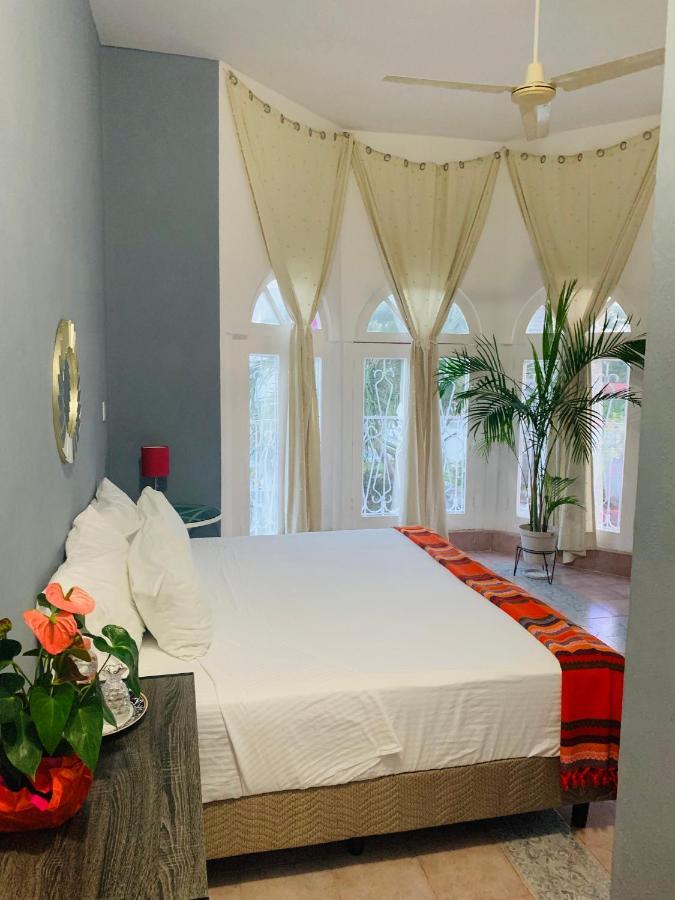 Bed and Breakfast The Quetzal Канкун Экстерьер фото